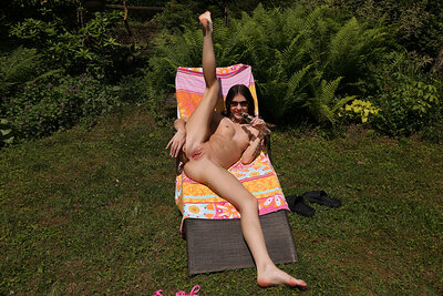 Model Bella Nova in Legs Apart